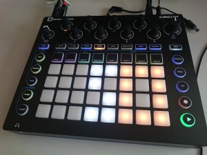 novation_circuit_bright